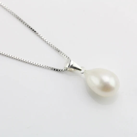 Fresh Water Pearl & Sterling Silver Chain